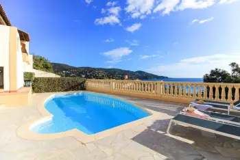 Villa in Le Lavandou,BALCONS DU CAP NEGRE SELECT' - Villa face à la mer + piscine + parking 986269 N°984264