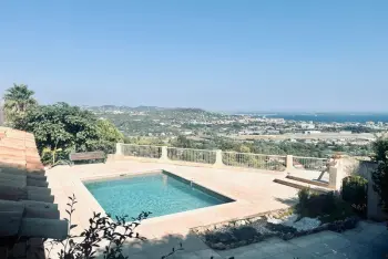 House in Mandelieu,Perle rare avec piscine et vue sur mer 1026304 N°985626