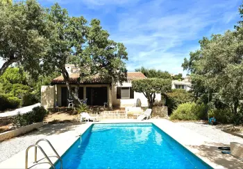 Villa in La Londe les Maures, Villa pour 6 personnes avec piscine et jardin vue mer à La Londe-Les-Maures 1056926 N°986307