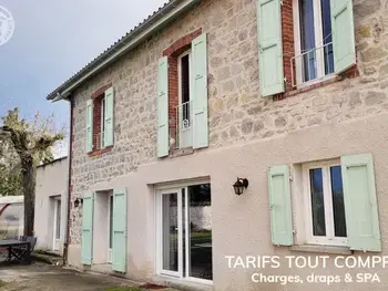 Gîte in Montbrison,Gîte de charme avec spa, sauna et jardin privatif à Montbrison FR-1-496-309 N°988974