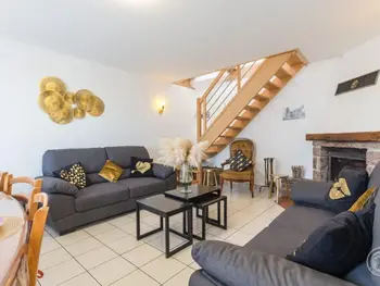 Gite à Montmartin sur Mer,Maison familiale avec jardin clos, proche plage, animaux admis, parking, WiFi FR-1-362-1083 N°989621