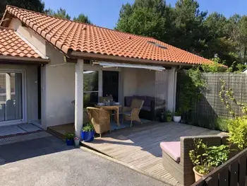 Gite à Capbreton,Maison de charme avec piscine, terrasse et jardin clos, proche plages et lac d'Hossegor FR-1-360-763 N°990970