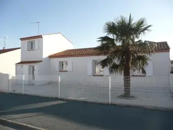 Casa a L'Aiguillon sur Mer,**Maison récente, proche plage, commerces et plan d'eau - L'Aiguillon-sur-Mer** FR-1-194-275 N°992007