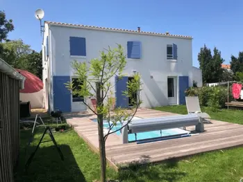 Huisje in Saint Georges d'Oléron,Maison avec Piscine Chauffée, Proche Plages et Commodités, Wifi/Fibre, Piano – Chéray, Oléron FR-1-778-8 N°992044