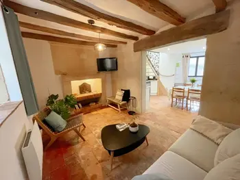 Cottage in Azay le Rideau,Cosy Gîte à Azay-le-Rideau avec Wifi, Clim, tout inclus, idéal pour 2 adultes et 2 enfants, proche châteaux FR-1-381-567 N°992596