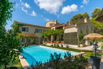 House in Vernègues,La Chêneraie. proche Alpilles et Luberon, piscine chauffée 1132732 N°992741