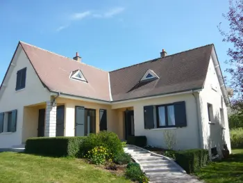 Gite in Épieds en Beauce,Maison rénovée avec jardin près d'Orléans - 4 chambres, terrasse, BBQ, garage, WIFI inclus FR-1-590-412 N°993860