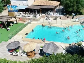 Chalet en Sainte Lucie de Porto Vecchio,Camping U Pinarellu - Chalet Catégorie B (dimanche/dimanche) - 1150669 N°994493