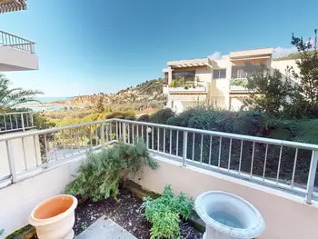 Appartement in Menton,3P climatisé avec grande terrasse, piscine et WiFi FR-1-196-350 N°995049