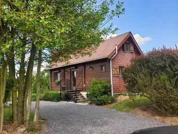 Casa rural en Floyon,Chalet familial avec terrasse et étang sécurisé, au cœur du parc naturel de l'Avesnois FR-1-510-198 N°995811