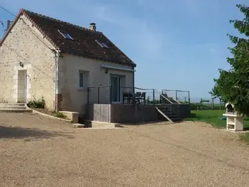 Agriturismo a Houssay,Charmant gîte restauré, idéal famille, entre Vendôme et Lavardin, avec cheminée, jardin, et jeux enfants FR-1-491-374 N°999941