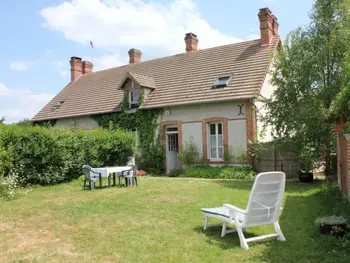 Cottage in Neung sur Beuvron,Maison rénovée en Sologne avec grand jardin, 3 chambres, proche Chambord et Zoo de Beauval FR-1-491-398 N°999964