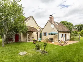 Agriturismo a Authon,Charmante maison avec jeux, terrasse et jardin près de Tours, Blois et Amboise FR-1-491-426 N°999992