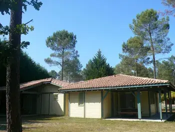 Cottage in Brocas,Gîte familial en forêt avec activités, terrasse, et Wifi – Les Landes de Gascogne FR-1-360-285 N°1003611