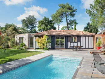 Villa a Capbreton,Villa avec piscine chauffée, jardin exotique, au calme proche plages et commerces, Capbreton FR-1-791-17 N°1005160