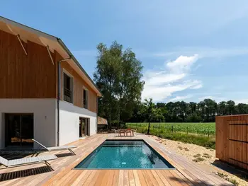 Villa en Seignosse,Villa de Luxe à Seignosse: Piscine Chauffée, Art Contemporain et Accès Plages FR-1-791-21 N°1005164