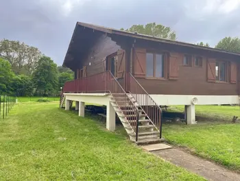 Casa rural en Montrichard,Chalet rénové au bord du Cher avec terrasse et WiFi FR-1-491-444 N°1005442