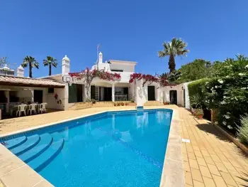 Villa en Mexilhoeira da Carregação,ALVOR TRADITIONAL VILLA WITH POOL  1275925 N°1006065