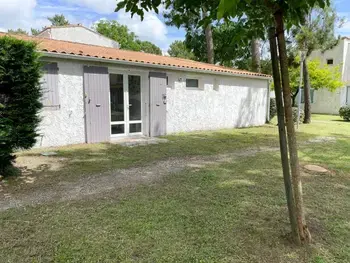 House in La Palmyre,Villa rénovée 4 pièces 80m² avec patio privé et accès plage - La Palmyre FR-1-705-71 N°1006300