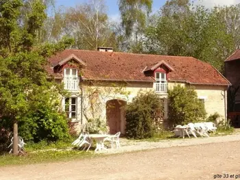 Gîte in Us,Gîtes spacieux en ferme active avec jardin, cheminée et équipements modernes près de Paris FR-1-649-48 N°1008457