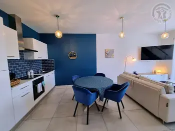 Appartement in Saint Prix,Superbe Duplex Moderne avec équipements haut de gamme à Saint-Prix FR-1-649-55 N°1008462