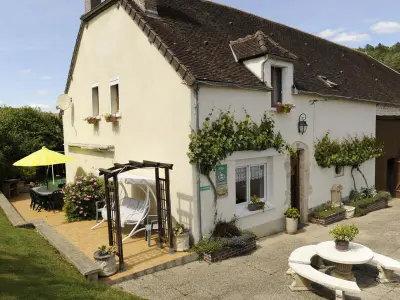 Gite à Éguilly sous Bois,Maison spacieuse avec jardin et terrasse, proche Nigloland et Troyes, idéal pour familles. FR-1-543-344 N°1008778