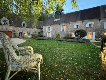 Cottage in Frémainville,Gîte charmeur avec jardin clos, baby-foot, proche Paris. FR-1-649-58 N°1008787