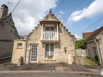 Casa rural en Rethondes,Maison de charme à Rethondes, 2 pers, TV, Wi-Fi, cuisine équipée, proche Compiègne et sites historiques FR-1-526-47 N°1009764