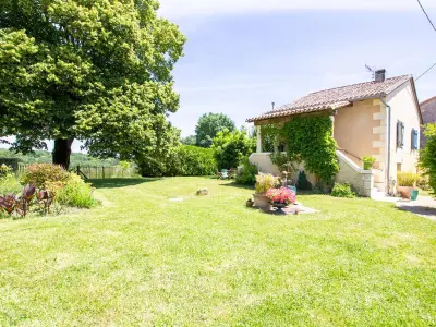 Gite à Allemans,Charme et confort au cœur du Périgord Vert, idéal pour couple, jardin privé, proche sites touristiques FR-1-616-378 N°1011584