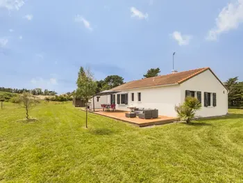 Cottage in Les Moutiers en Retz,Maison calme, entourée de marais, proche plage et commerces, avec jardin et équipements complets FR-1-306-1283 N°1011878