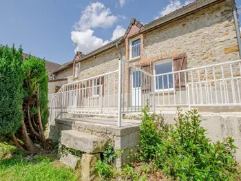 Casa rural en Plessis Barbuise,Maison Champenoise avec 3 Chambres, Jardin et Netflix à 100 km de Paris FR-1-543-355 N°1013262