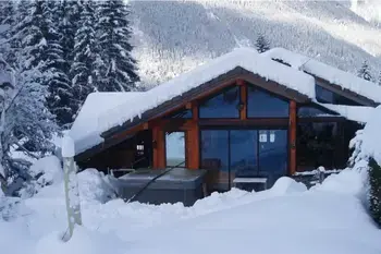 Chalet in Chamonix Mont Blanc,Chalet spacieux avec veranda, jardin et spa 1367162 N°1013454