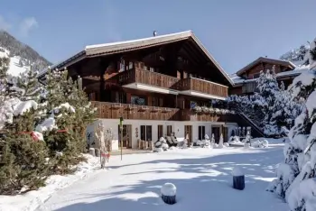 Zwitserland, Chalet in Saanen, 7-bedroom Chalet Private Pool and Stunning Views CH-3780-07 N°1013490