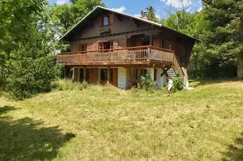 Chalet in La Salle les Alpes,Chalet alpin avec cheminée, terrasse et jardin 1374234 N°1013637