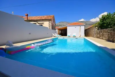 Maison à Gruda, Holiday Home Belmondo- Three Bedroom Home with Terrace and Private Pool (A6) HR-00060-41 N°1014487 - Photo 0