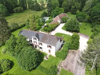 Casa rural en Fretigney et Velloreille,Gîte confort avec piscine, SPA, Wi-Fi et parking à 6 Rue du Pré de la Haie FR-1-583-234 N°1016009