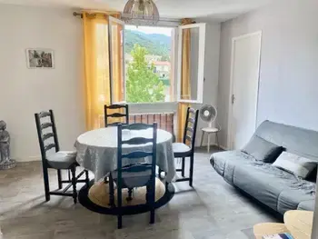 Apartment in Amélie les Bains Palalda,F3 avec WIFI, clim portative et parking à 600m du centre-ville FR-1-703-194 N°1016905