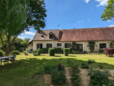 Gite à Neuvy Saint Sépulchre,Maison de campagne avec jardin et parking près de Neuvy-Saint-Sépulchre FR-1-591-645 N°1019731