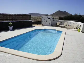 Apartamento en La Oliva,Maison avec piscine privée et jardin à Lajares, Fuerteventura ES-346-33 N°1019798