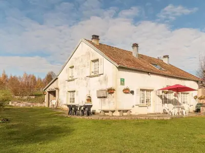 Gite à Ternuay Melay et Saint Hilaire,Charmante maison avec terrasse, proche 1000 Étangs, accueil chaleureux FR-1-583-106 N°1022235