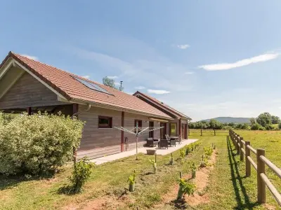 Gite à Frahier et Chatebier,Gîte aux portes des Vosges pour 4, accès PMR, proche Eurockéennes FR-1-583-18 N°1022247