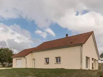 Casa rural en Moimay,Maison neuve et calme à la campagne avec garage, proche prieuré et activités nautiques FR-1-583-62 N°1022272