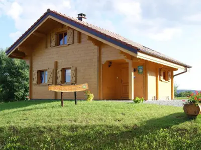 Gite à Étobon,Chalet typique avec cheminée, balades et pêche aux Vosges, WiFi inclus FR-1-583-304 N°1022384