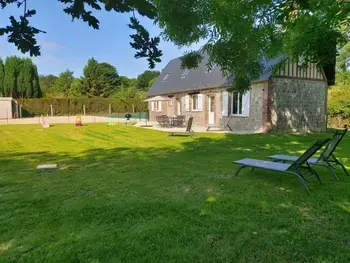 Cottage in Gueutteville les Grès,Gîte rénové 8 pers près Veules-les-Roses avec jardin et parking FR-1-441-961 N°1027761