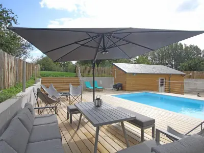 Gite à Bricqueville sur Mer,Maison familiale avec piscine chauffée, sauna et Wi-Fi près de la mer FR-1-362-1179 N°1034036