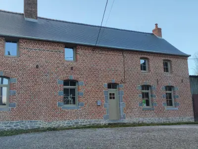 Casa rural en Clairfayts,Gîte Authentique avec Terrasse et Parc dans le Parc Naturel Avesnois FR-1-510-224 N°1034065