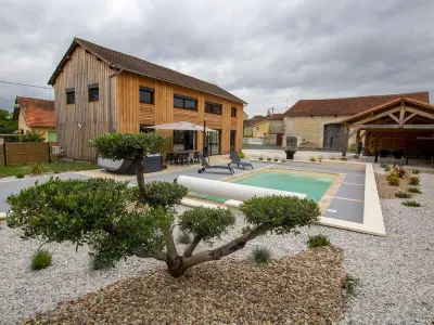 Gite à Grand Brassac,Gîte d'exception avec piscine privée, spa et Wi-Fi à Grand Brassac FR-1-616-415 N°1034097