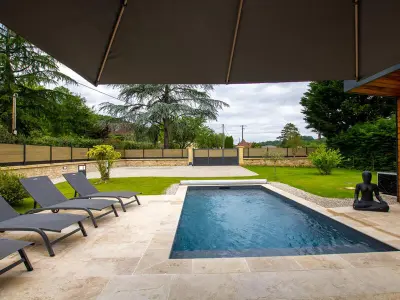 Gite à Anlhiac,Maison avec piscine privée chauffée & spa en Dordogne FR-1-616-431 N°1034110