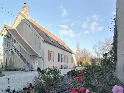 Casa rural en Saint Firmin sur Loire,Gîte en forêt avec jardin, terrasse et parking près de la Loire FR-1-590-530 N°1035024