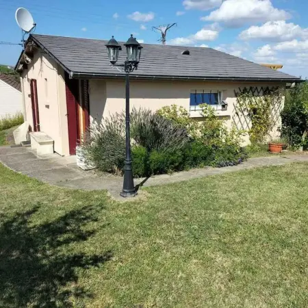 Maison à Saint Satur, Maison charmante à Saint-Satur avec jardin et terrasse - L1062168 - Photo 1